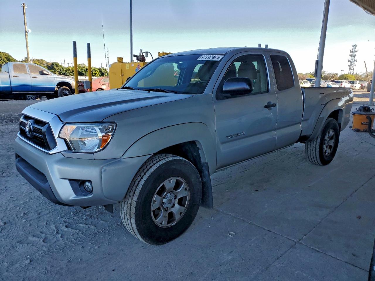 TOYOTA TACOMA 2012