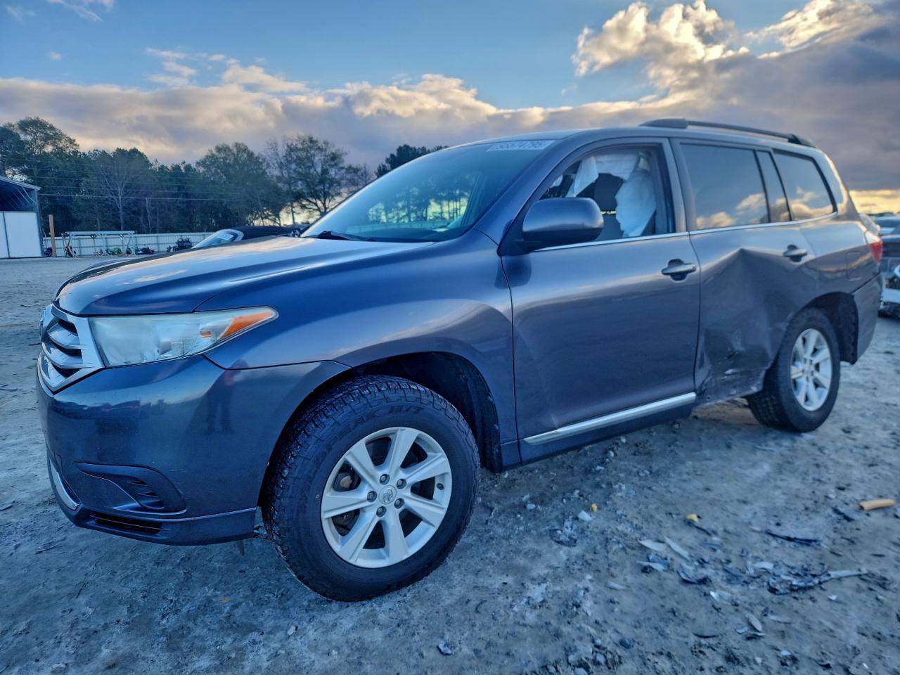 TOYOTA HIGHLANDER 2013