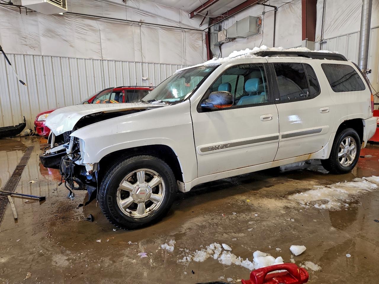 GMC ENVOY XL 2005