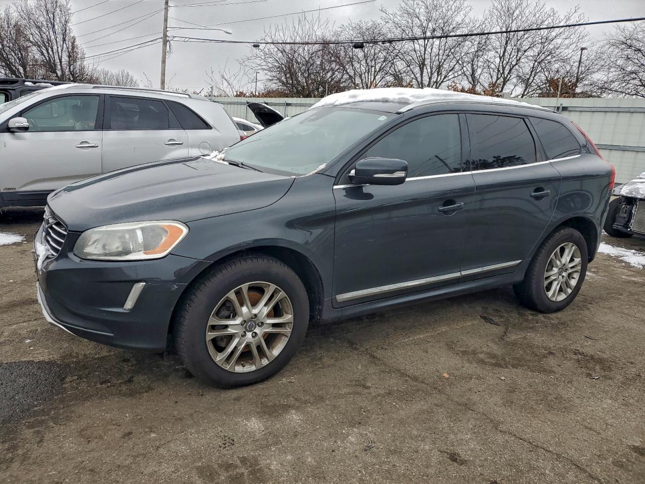 VOLVO XC60 2015