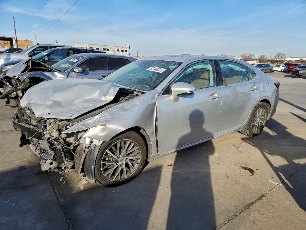 LEXUS ES 2016