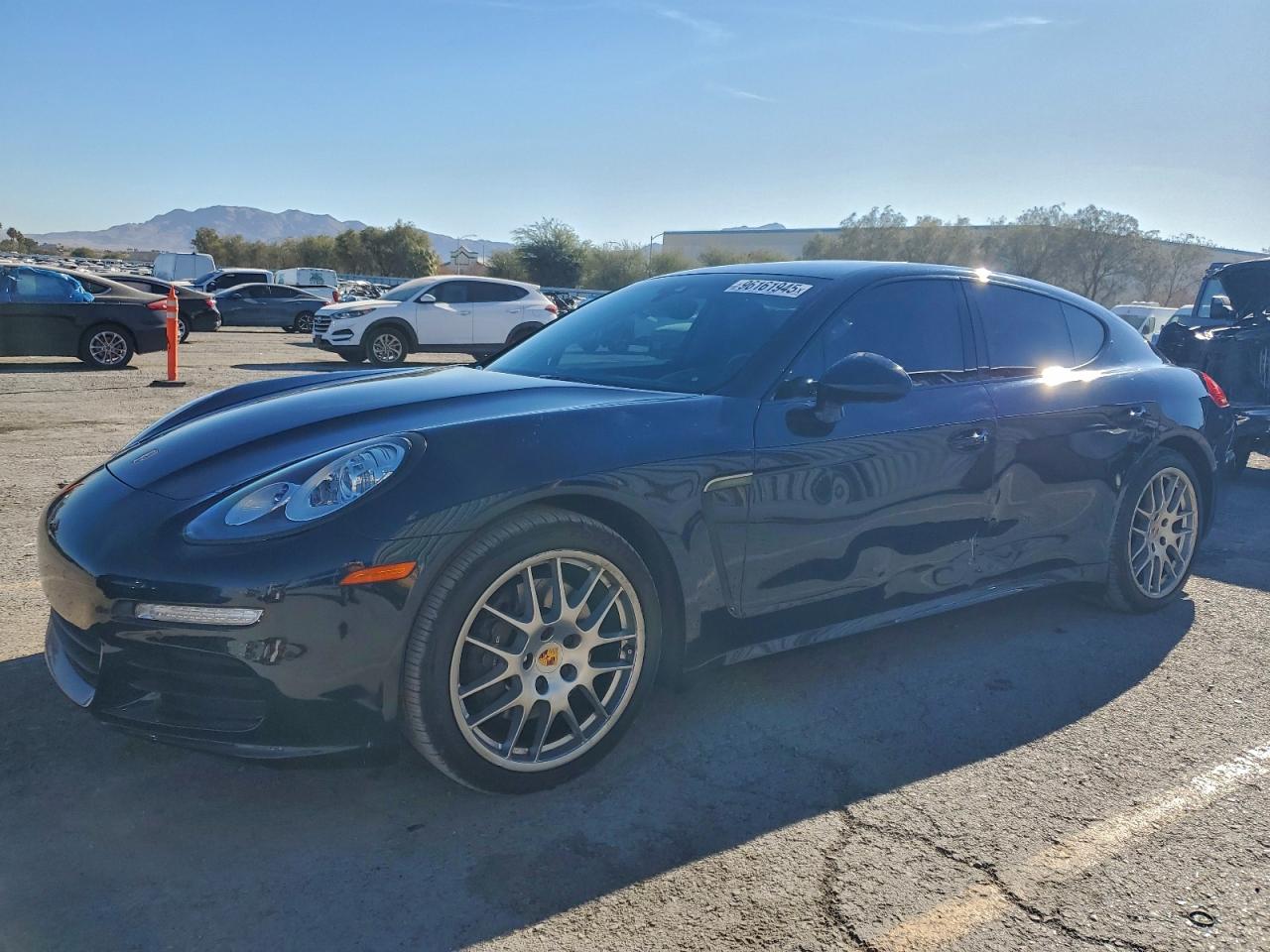 PORSCHE PANAMERA 2 2016