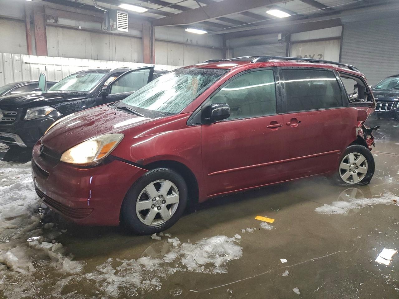 TOYOTA SIENNA CE 2005