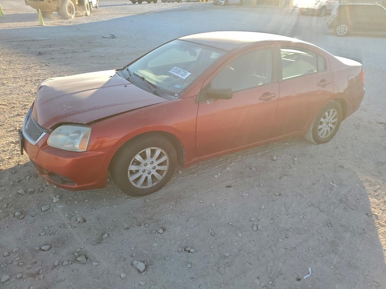MITSUBISHI GALANT FE 2012