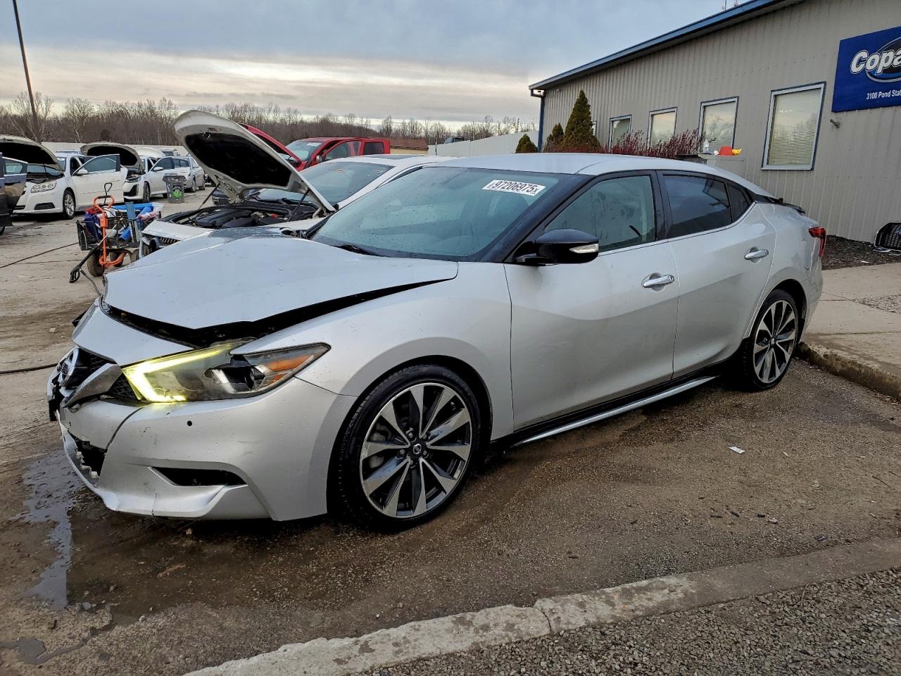 NISSAN MAXIMA 2017
