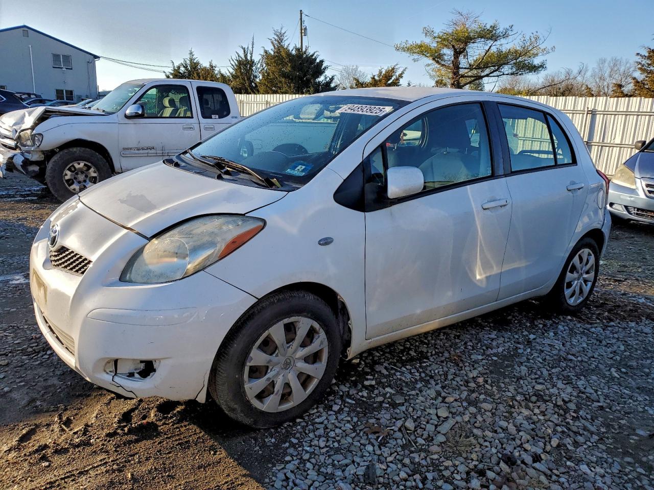 TOYOTA YARIS 2011
