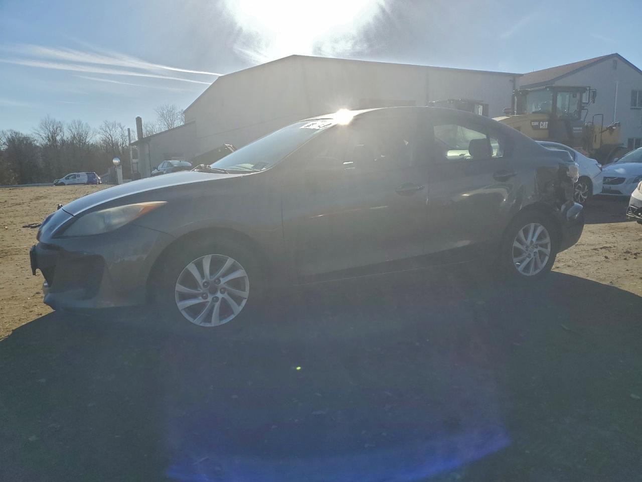 MAZDA 3 2012