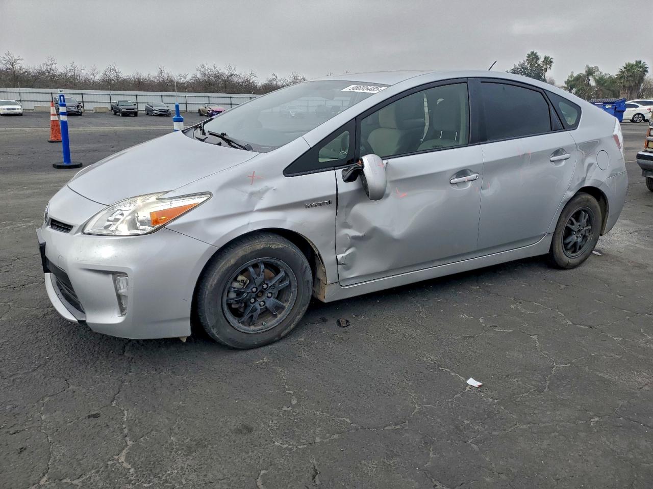 TOYOTA PRIUS 2015