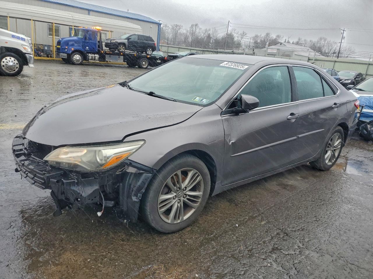 TOYOTA CAMRY 2017