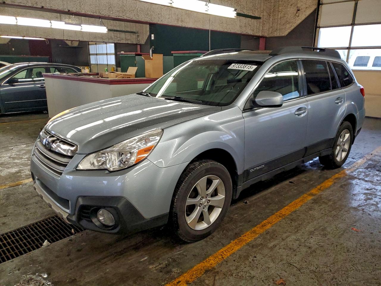 SUBARU OUTBACK 2014