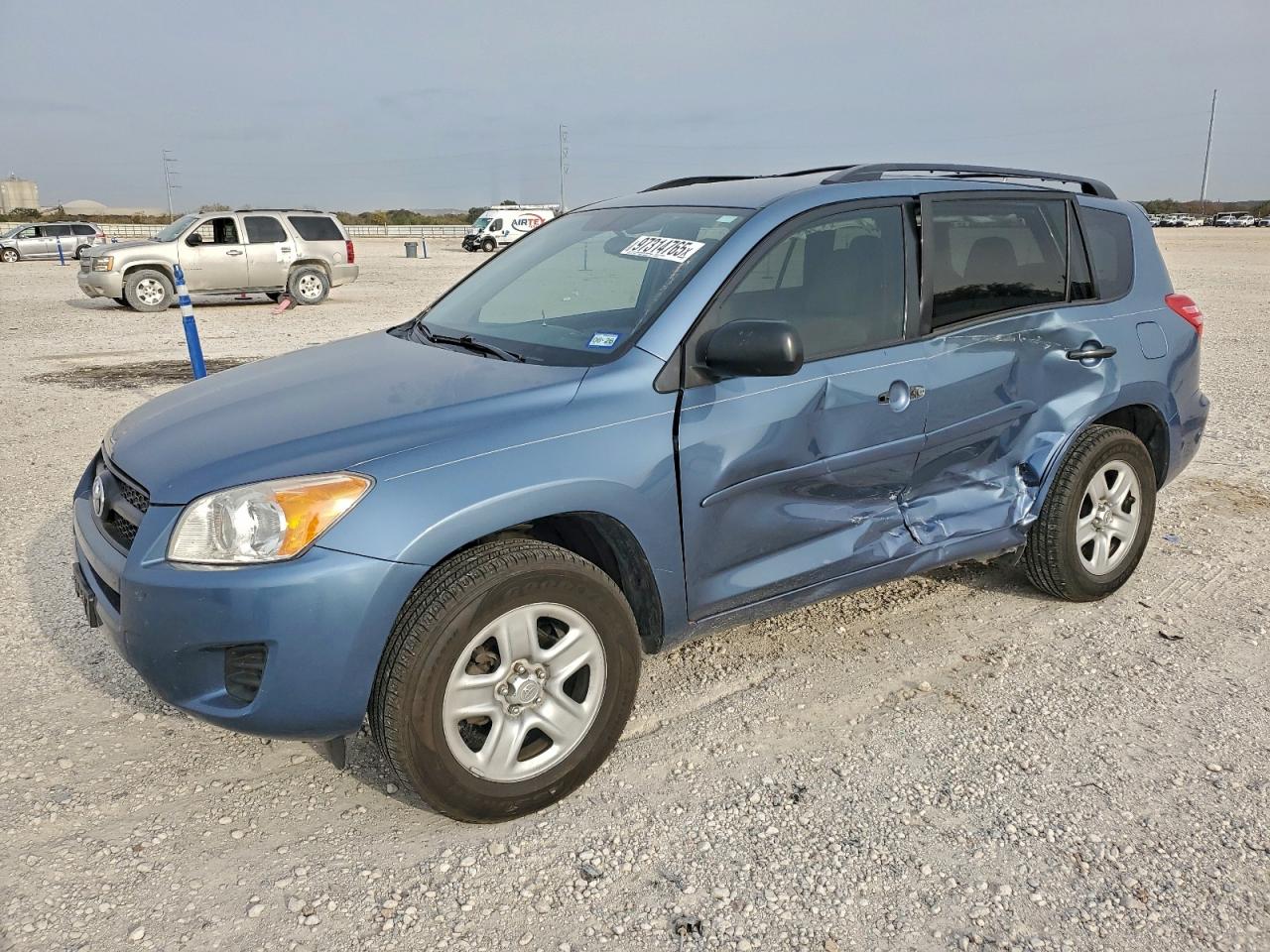 TOYOTA RAV4 2012