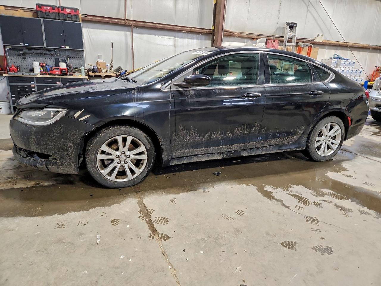 CHRYSLER 200 2015