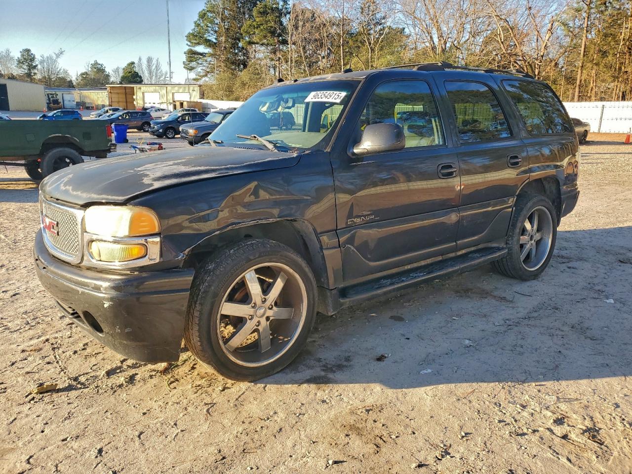 GMC YUKON DENA 2004