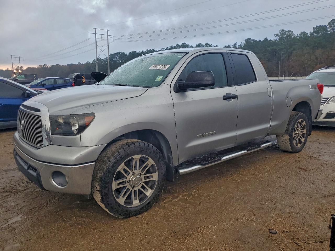 TOYOTA TUNDRA 2012