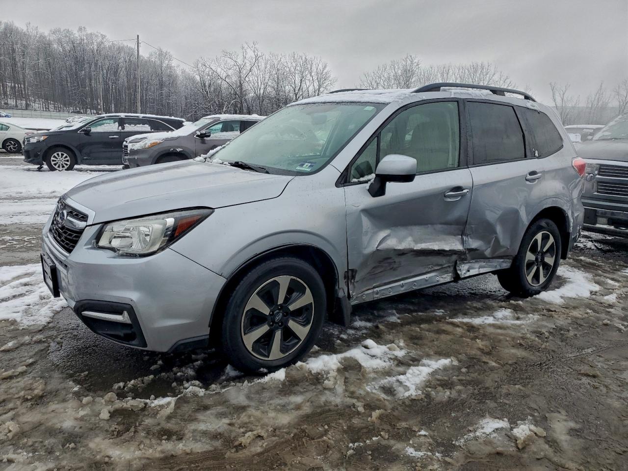 SUBARU FORESTER 2017