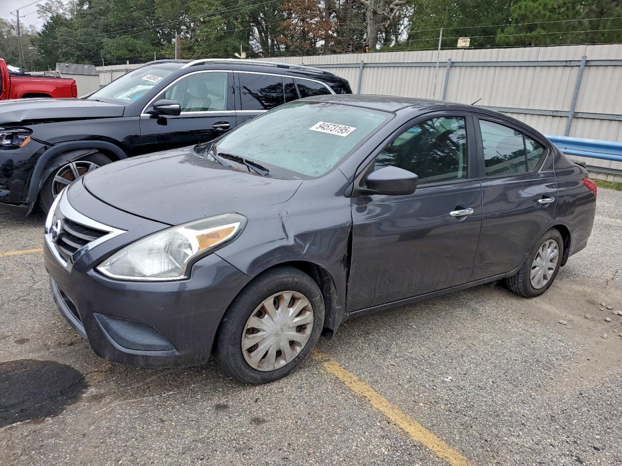 NISSAN VERSA S 2015