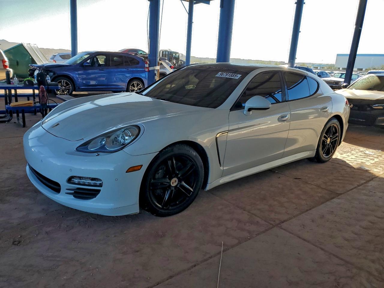 PORSCHE PANAMERA 2 2013