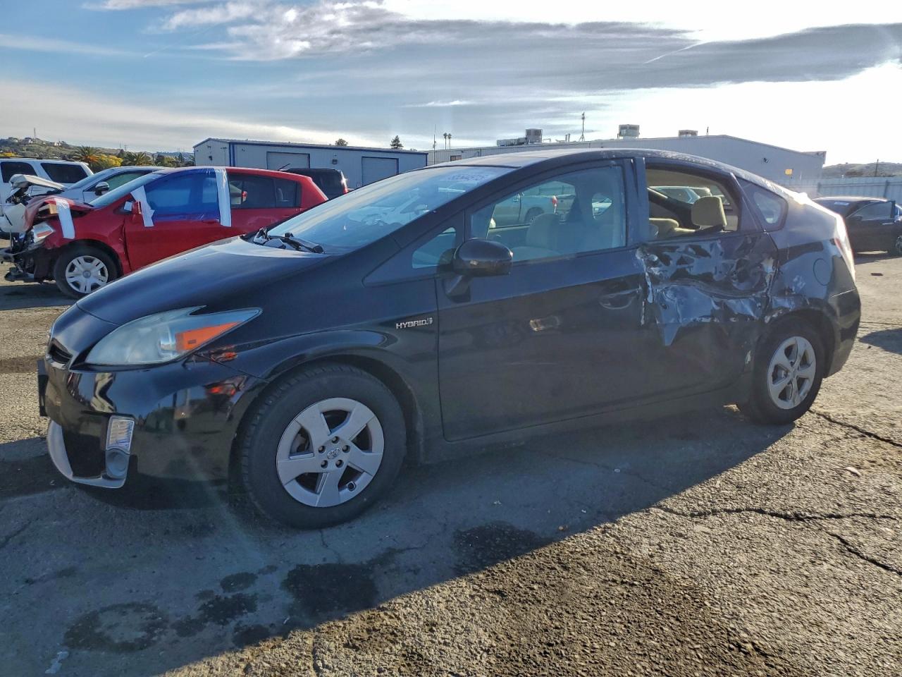 TOYOTA PRIUS 2011