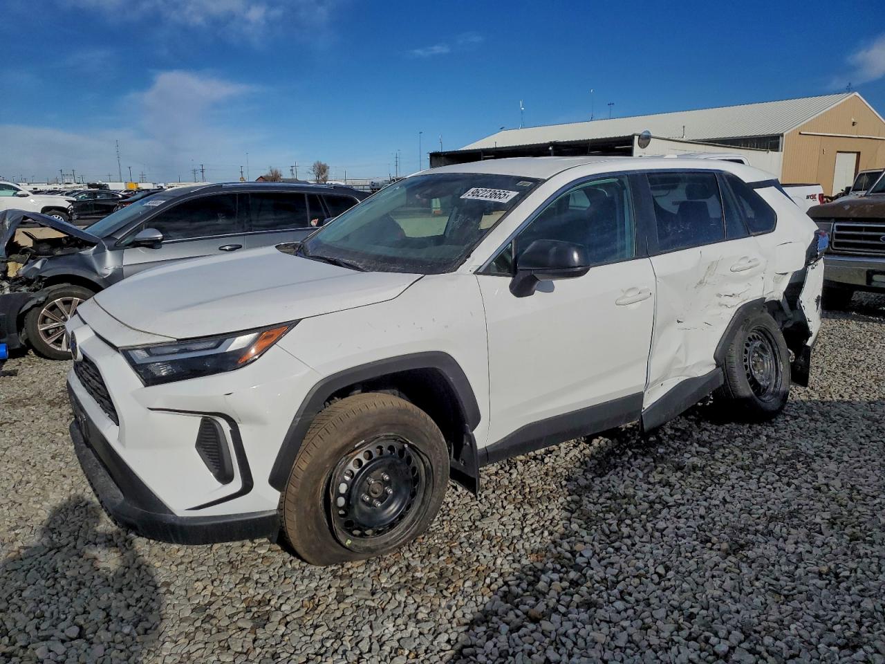 TOYOTA RAV4 LE 2024