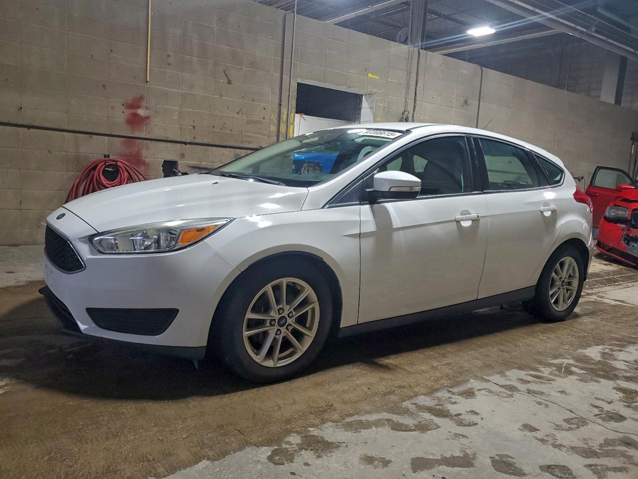 FORD FOCUS SE 2015