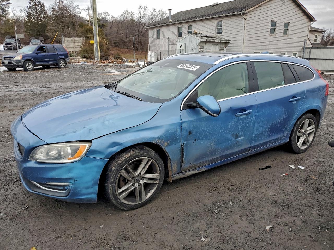 VOLVO V60 PREMIE 2015