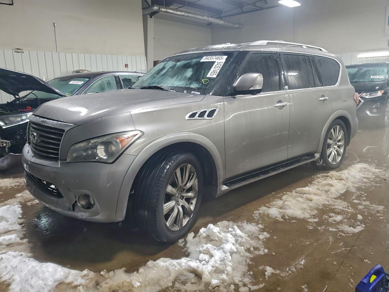 INFINITI QX56 2012