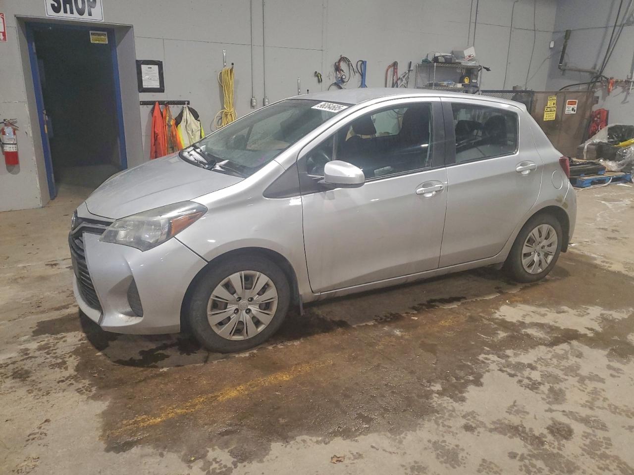 TOYOTA YARIS 2015
