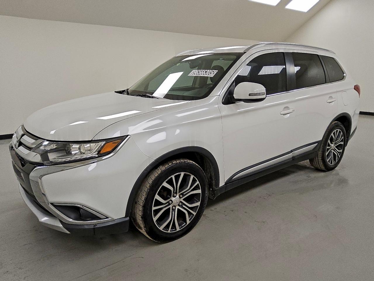 MITSUBISHI OUTLANDER 2018