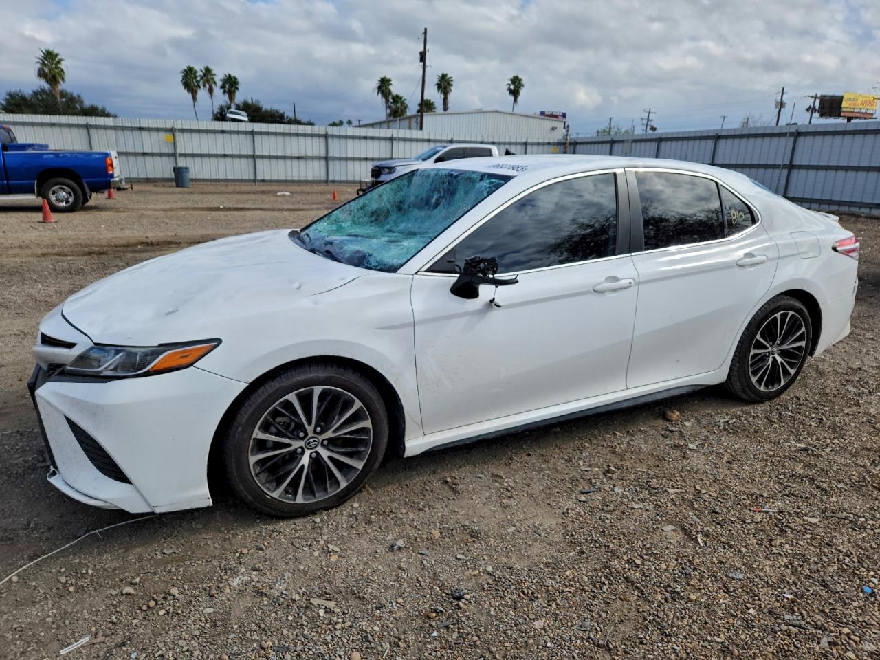 TOYOTA CAMRY SE 2020