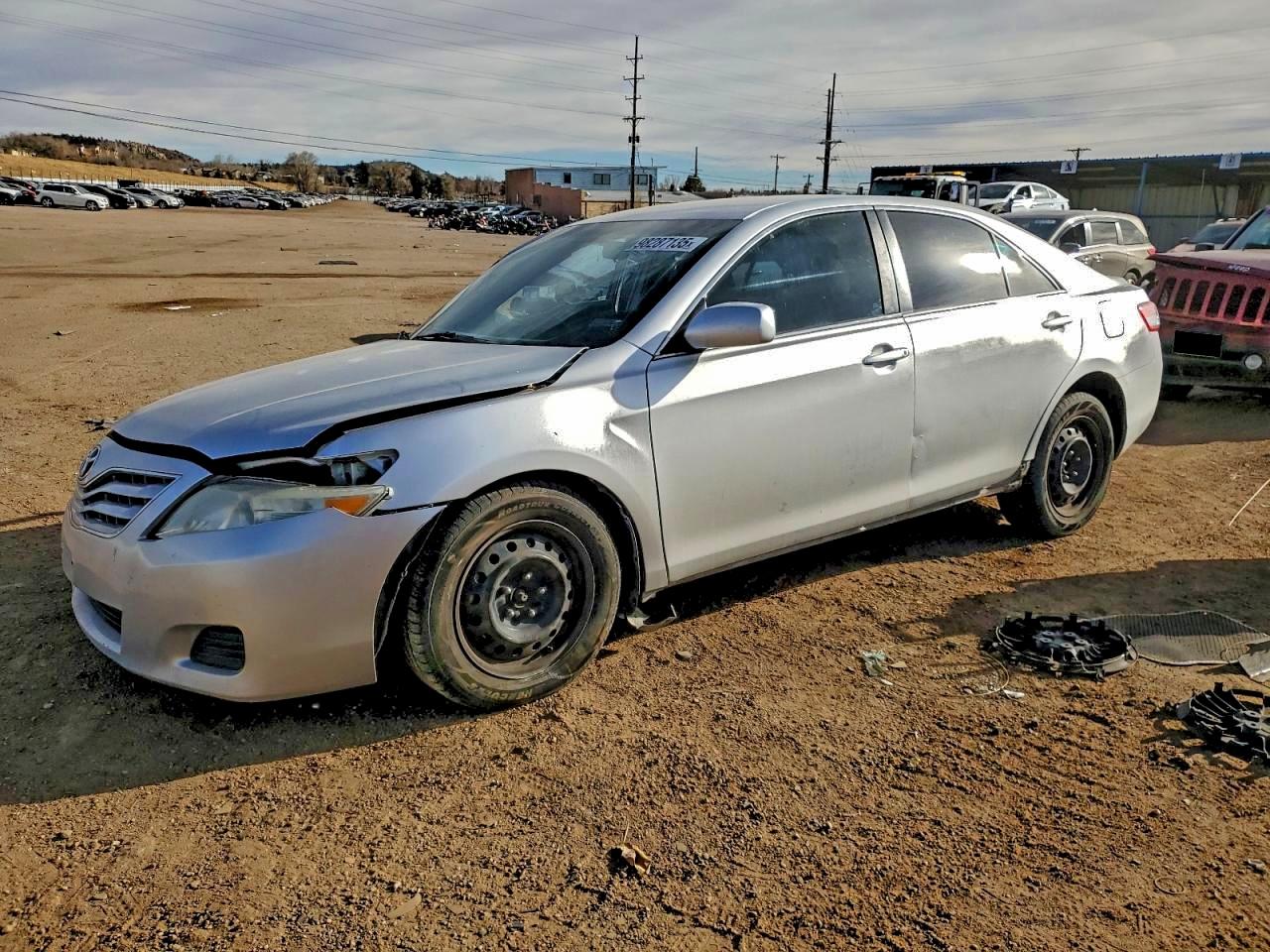 TOYOTA CAMRY 2011
