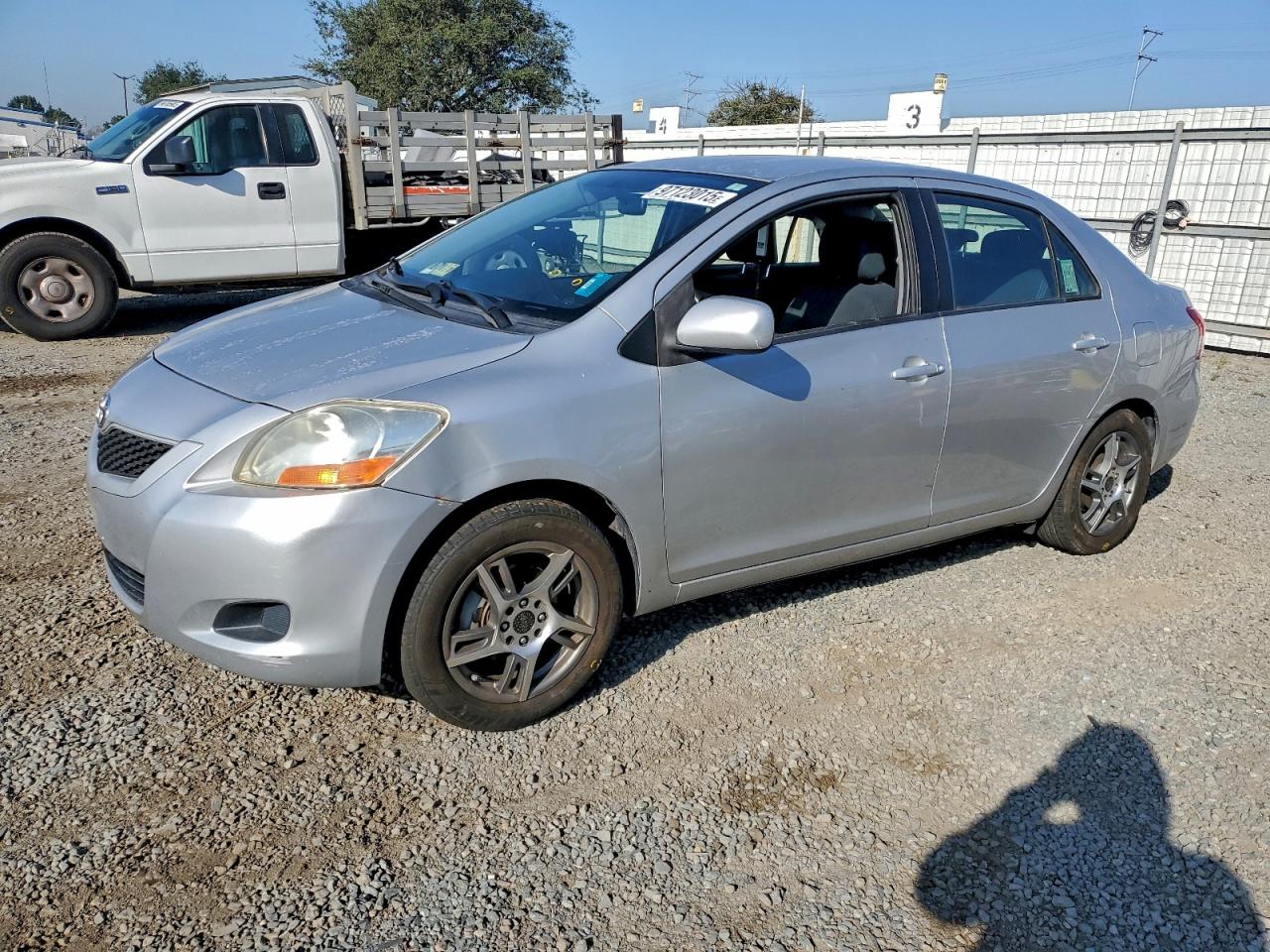 TOYOTA YARIS 2010