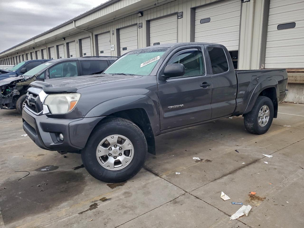 TOYOTA TACOMA 2013