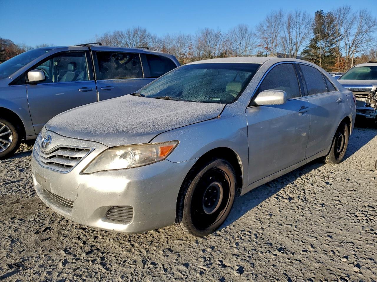 TOYOTA CAMRY BASE 2011