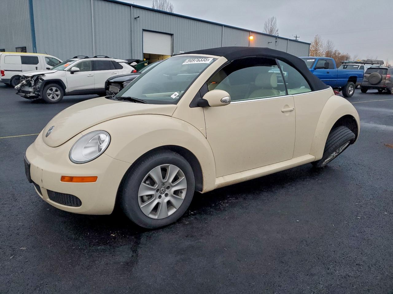 VOLKSWAGEN NEW BEETLE 2009
