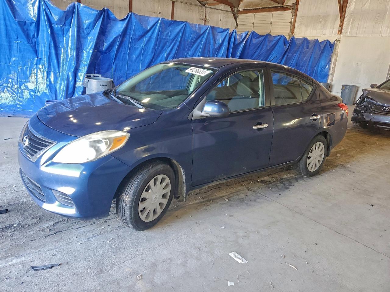 NISSAN VERSA S 2012