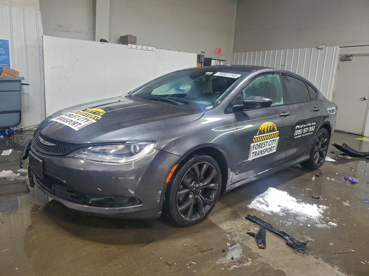 CHRYSLER 200 2015