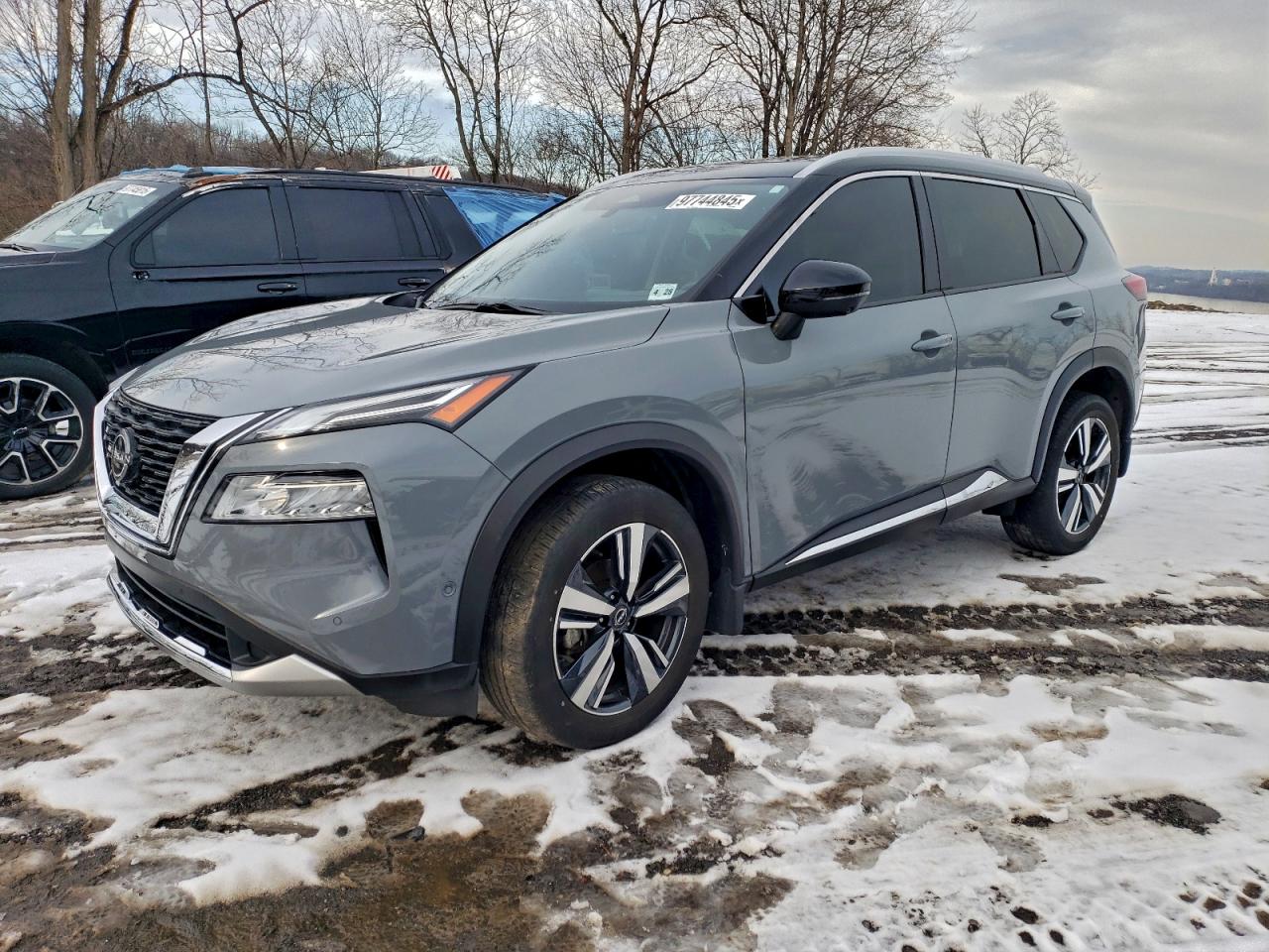 NISSAN ROGUE PLAT 2023