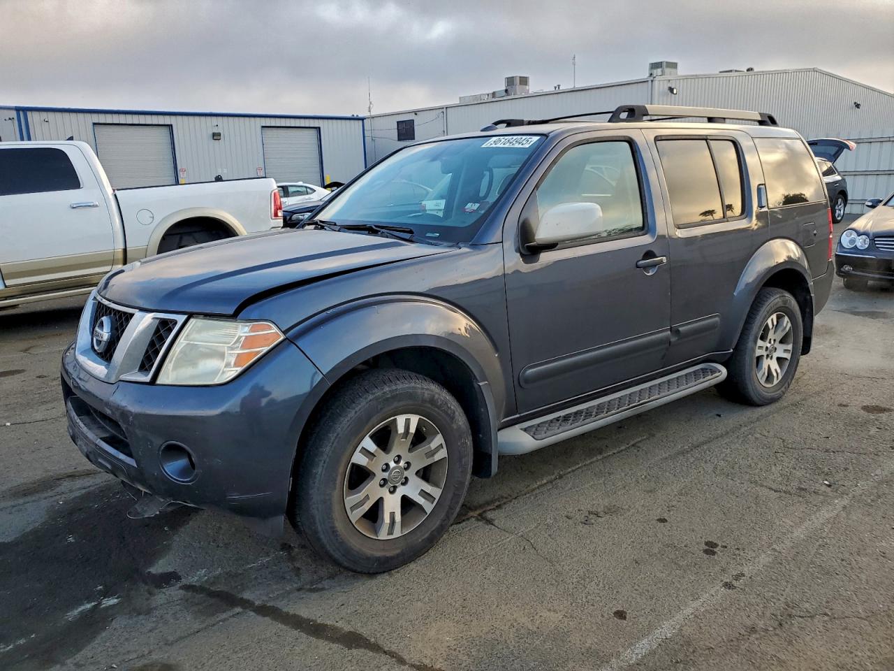 NISSAN PATHFINDER 2010