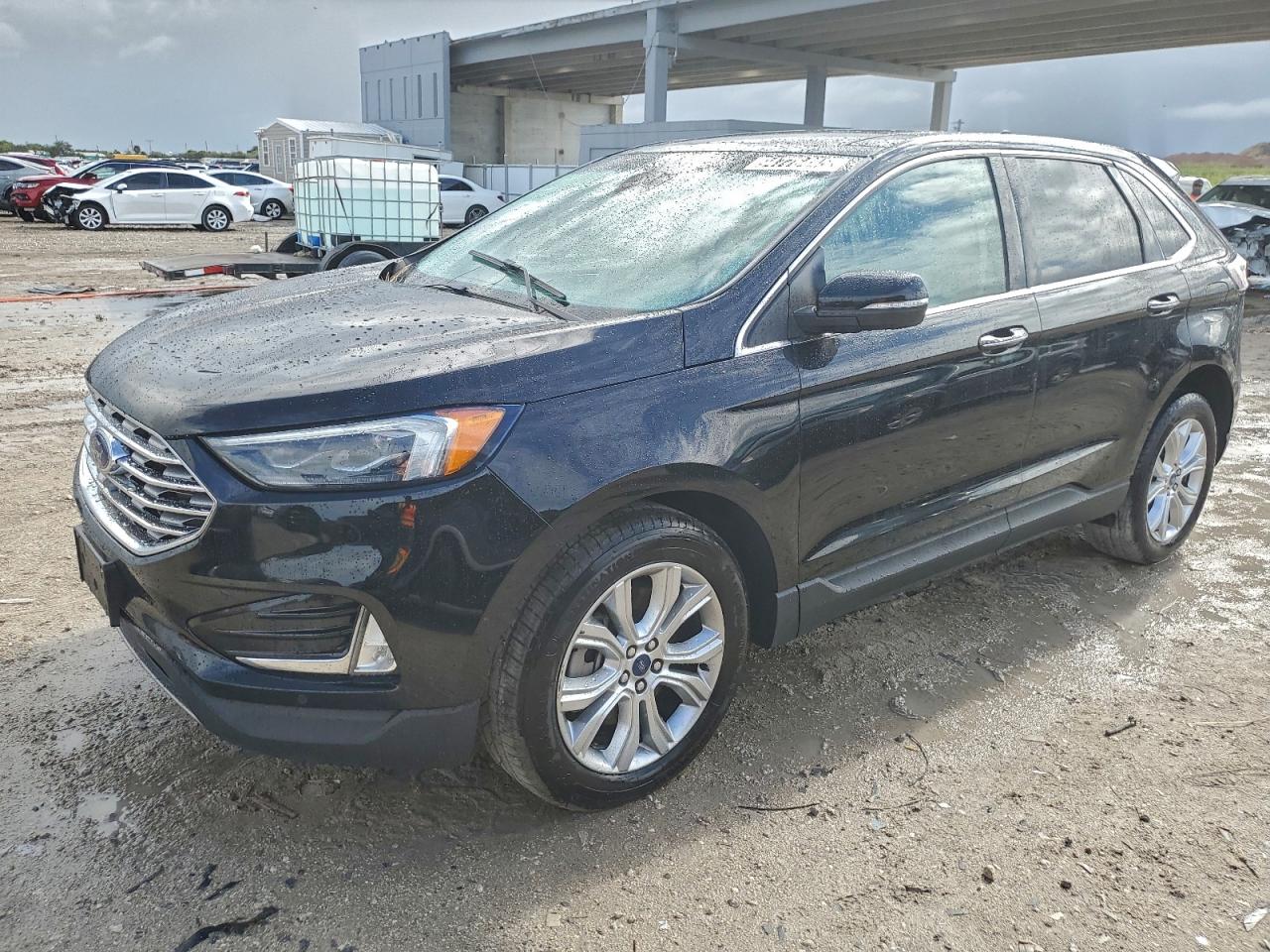 FORD EDGE TITAN 2022