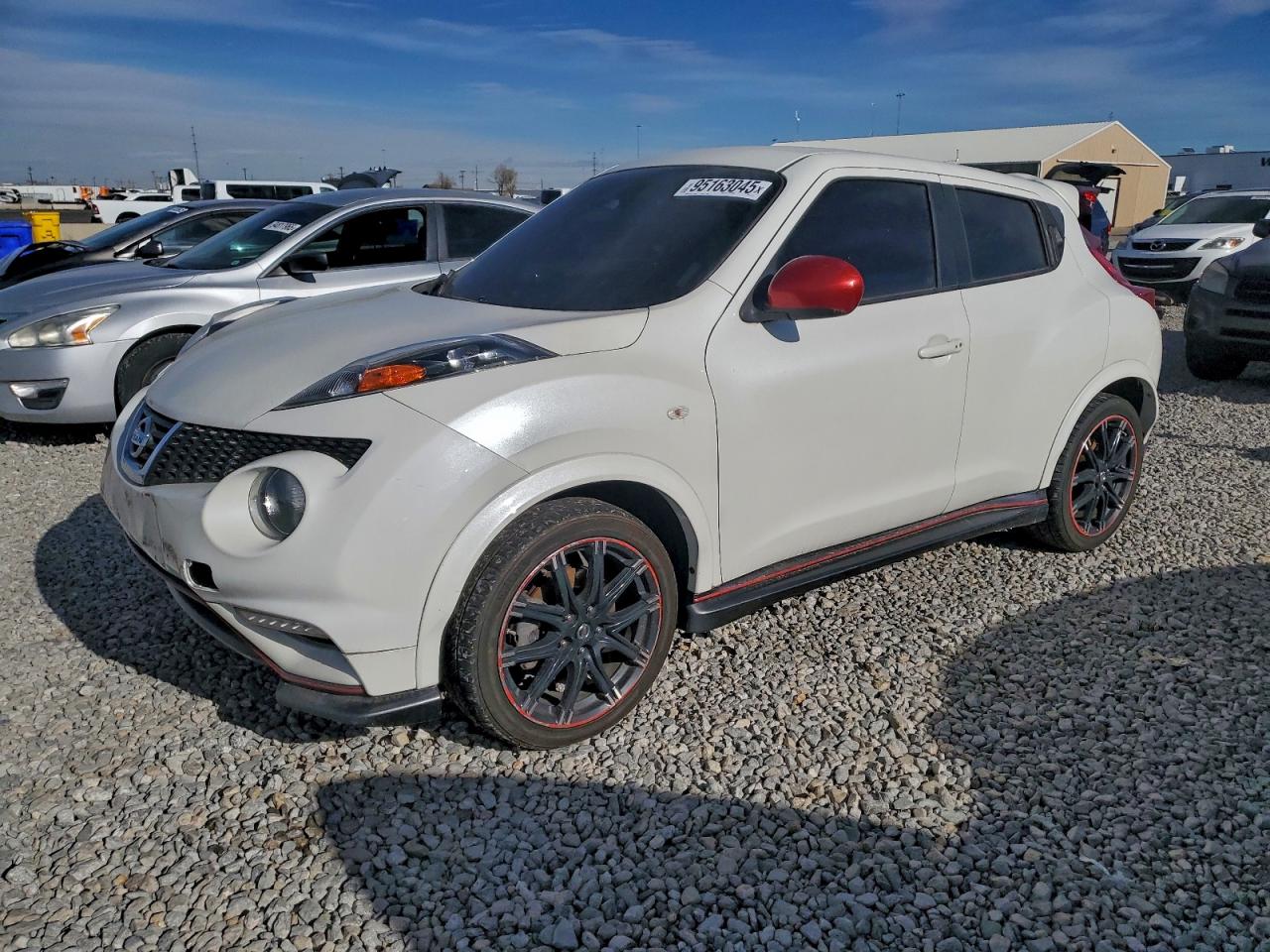NISSAN JUKE S 2013