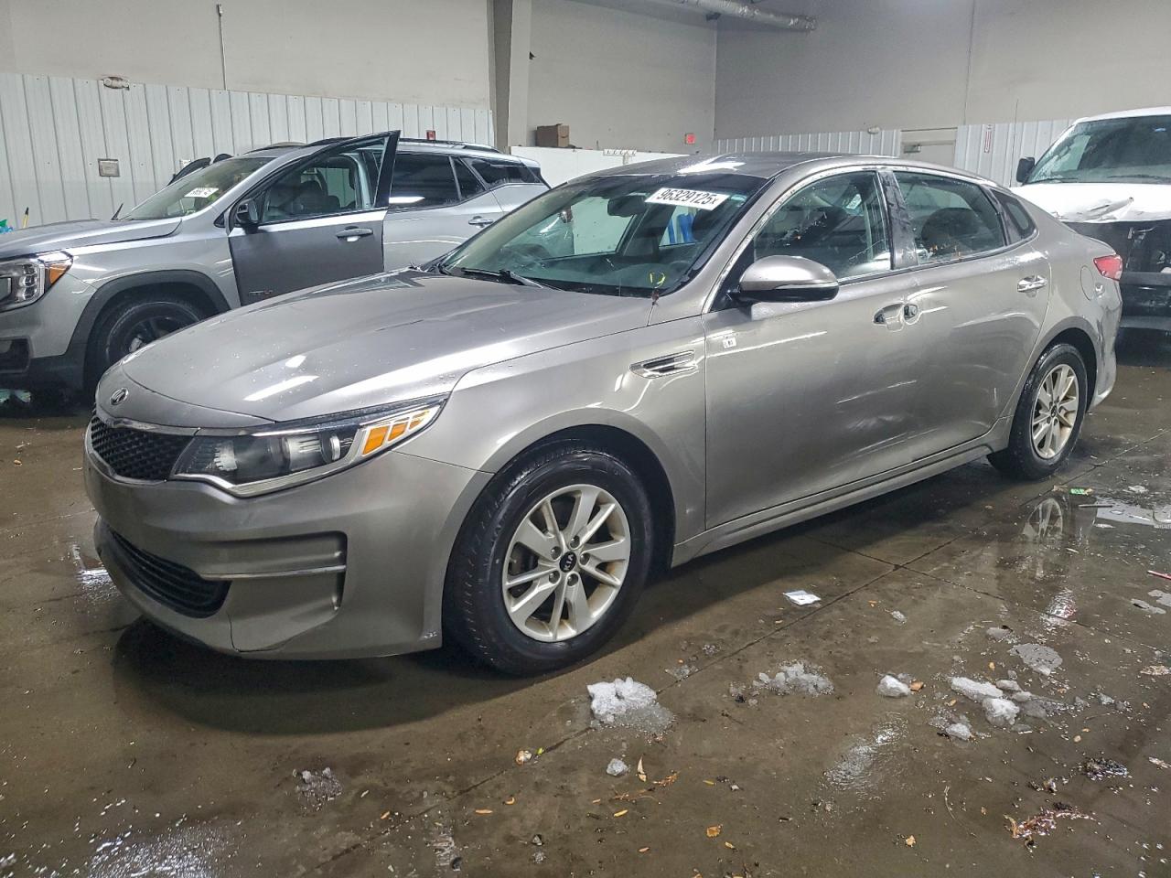 KIA OPTIMA LX 2016
