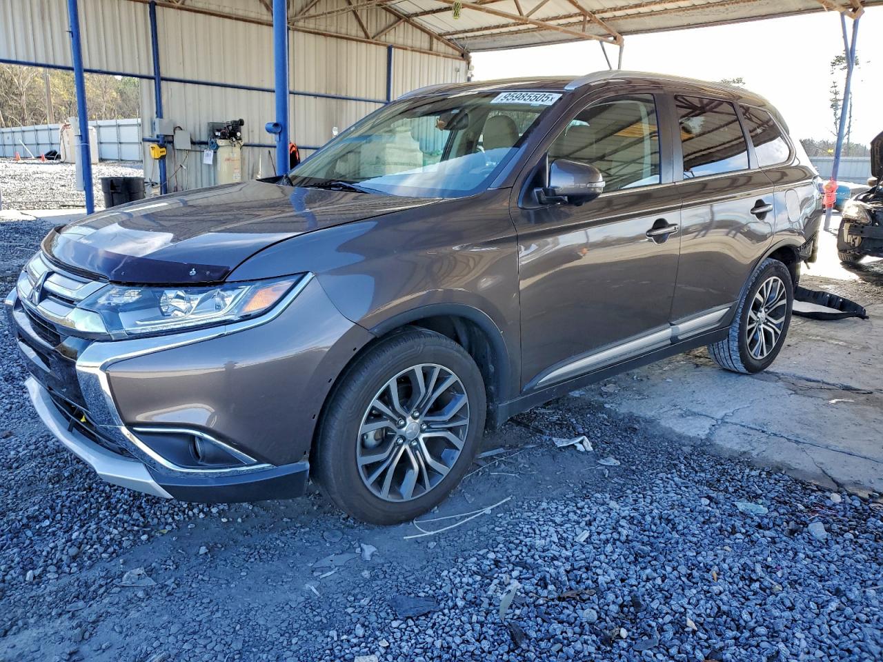 MITSUBISHI OUTLANDER 2017
