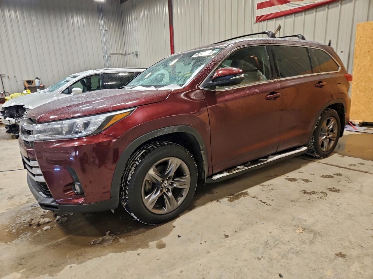 TOYOTA HIGHLANDER 2018