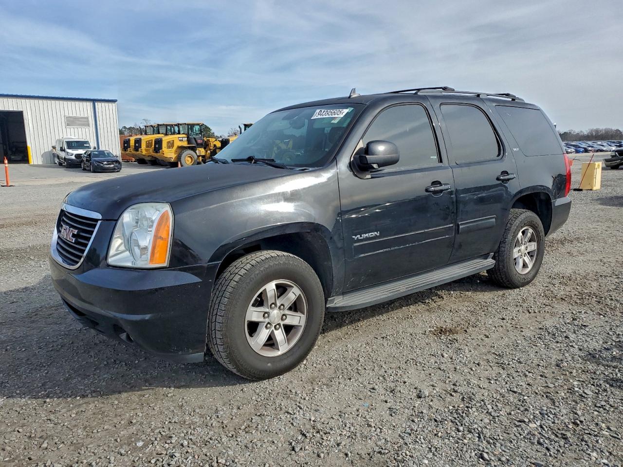 GMC YUKON SLT 2013