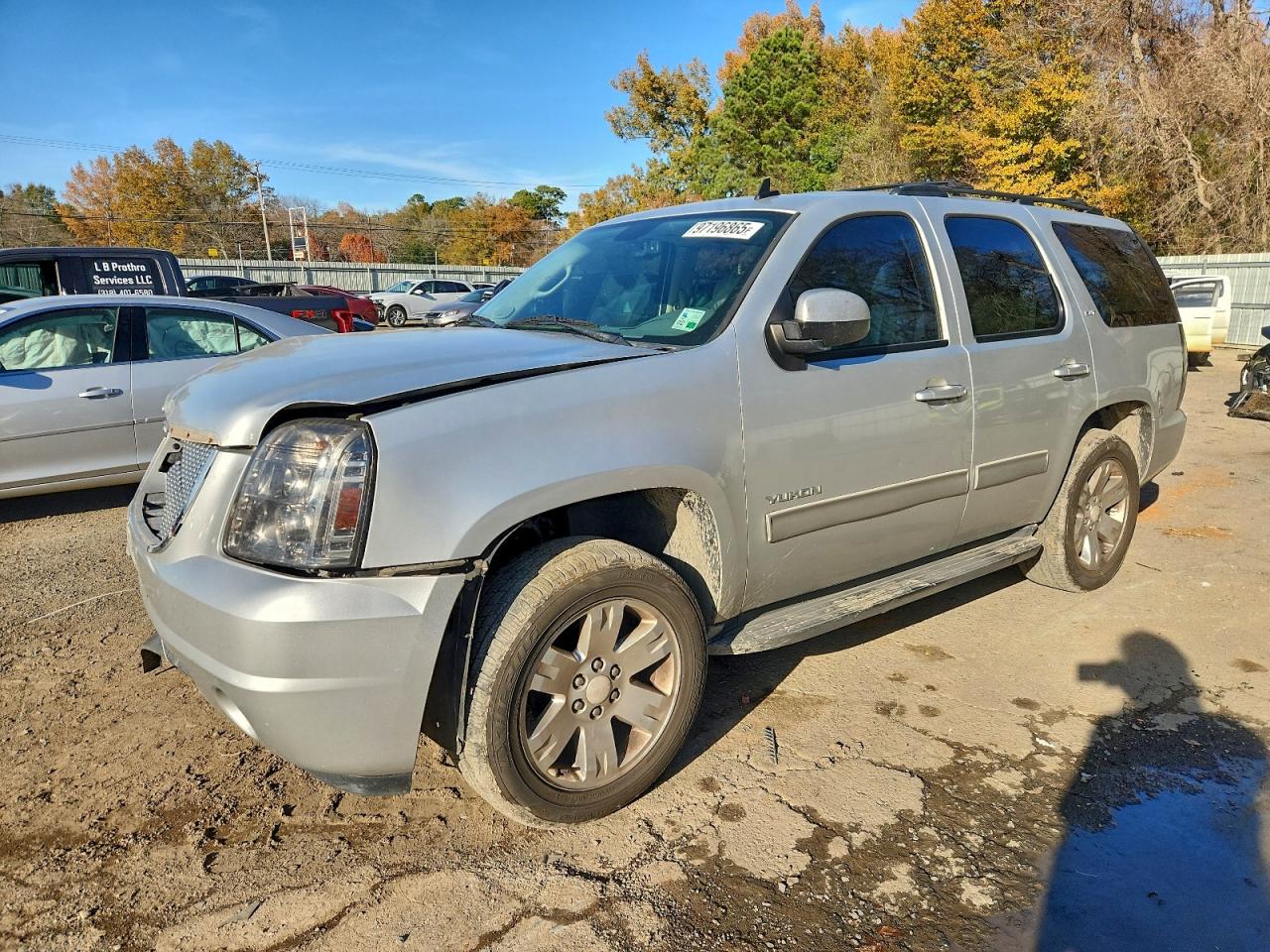 GMC YUKON SLT 2010