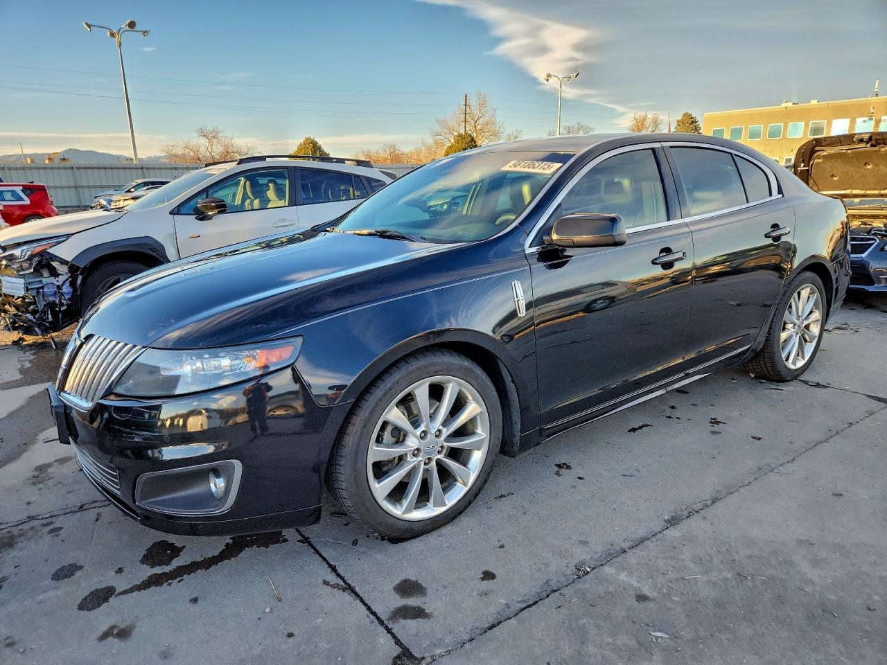 LINCOLN MKS 2011
