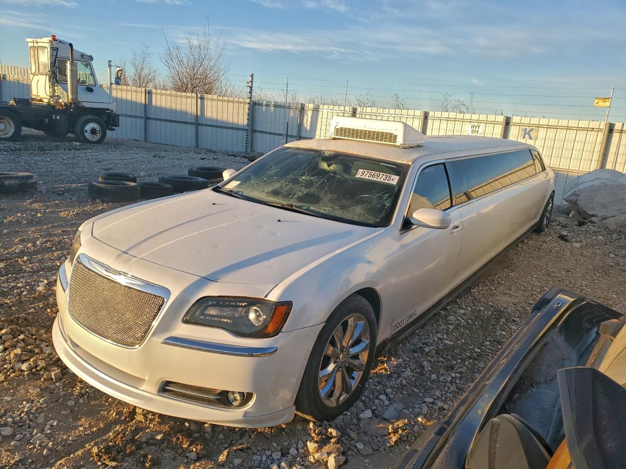 CHRYSLER 300 2013