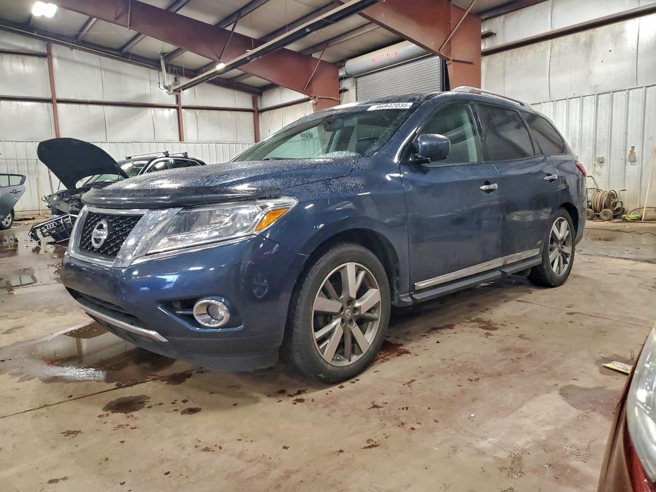 NISSAN PATHFINDER 2013