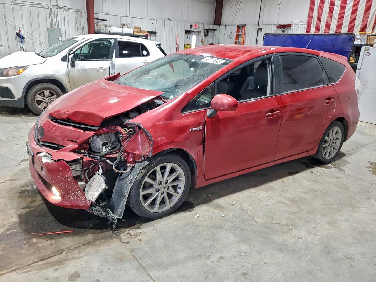 TOYOTA PRIUS V 2013