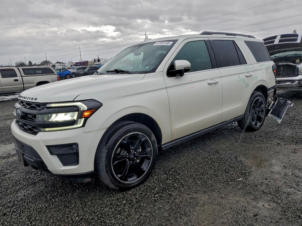 FORD EXPEDITION 2023
